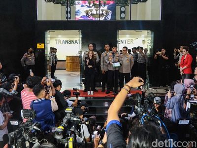 7 Jam Lebih Disidang Etik, Bharada Eliezer Tetap Polisi
