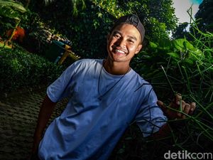 Aiman Ricky Terinspirasi Mat Solar Untuk Tinggalkan Syuting Saat Ramadan Aiman Ricky Terinspirasi Mat Solar Untuk Tinggalkan Syuting Saat Ramadan