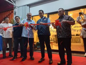 Anies Resmikan Kafe Pedjuang di Jaksel, Harap Bawa Semangat Perjuangan Anies Resmikan Kafe Pedjuang di Jaksel, Harap Bawa Semangat Perjuangan