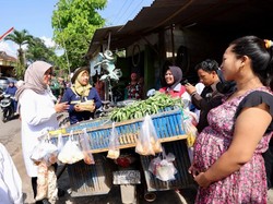 Tugas Baru Penjual Sayur Banyuwangi Kini Kirim Makanan ke Balita Stunting