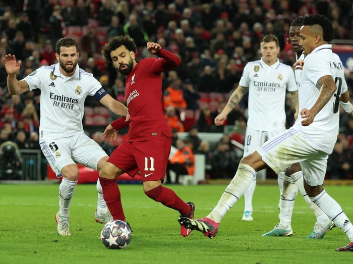 Real Madrid membuktikan sebagai tim berkelas di Liga Champions. Sudah tertinggal dua gol, Los Blancos akhirnya bisa menang 5-2. Liverpool vs Real Madrid berlangsung di Anfield dalam leg pertama 16 besar Liga Champions, Rabu (22/2/2023) dini hari WIB.
