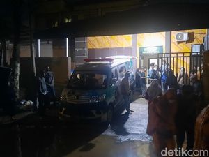 Keluarga Ungkap Kejanggalan Pegawai PDAM Maros Tewas dengan Leher Tergorok Keluarga Ungkap Kejanggalan Pegawai PDAM Maros Tewas dengan Leher Tergorok