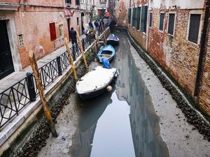 Kanal Venesia Mengering, Italia Dikhawatirkan Krisis Air