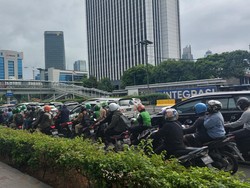 Pasrahnya Warga Kena Macet Pancoran Arah Semanggi: Sampai Capek Mau Ngeluh