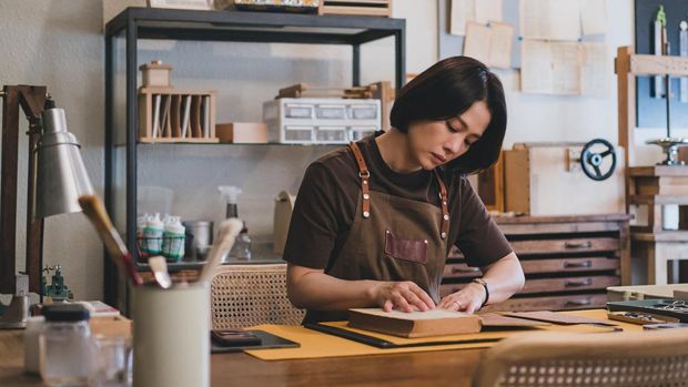 Kim Hyun Joo di Trolley (2023)