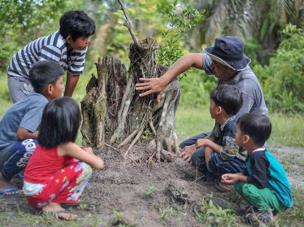 Melihat Pembelajaran Sekolah Alam Berbasis Kearifan Lokal di Tebing Tinggi