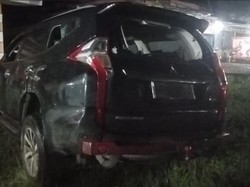 Kabur Usai Tabrak Motor, Pajero di Palembang Diamuk Massa