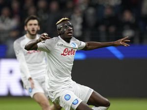 Napoli Pantang Arogan!