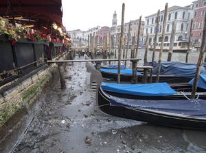 Oh Venesia, Indahmu Ternoda Banjir dan Kekeringan Oh Venesia, Indahmu Ternoda Banjir dan Kekeringan