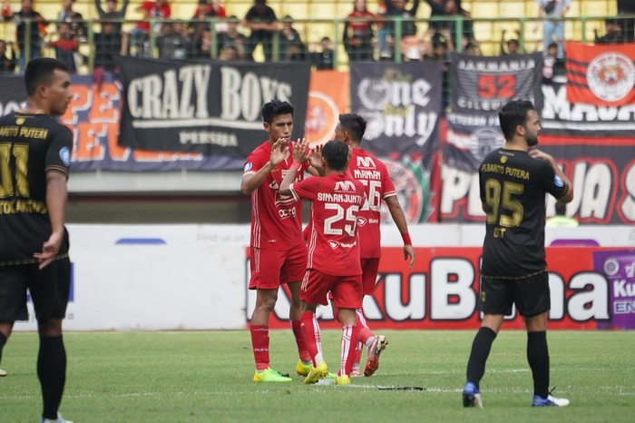 Persija Jakarta menjamu Barito Putera pada pekan ke-26 Liga 1 2022 di Stadion Patriot Chandrabhaga, Kota Bekasi, Rabu (22/2/2023)