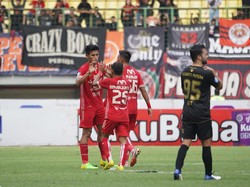 Lakukan Kesalahan Fatal, Hanif Sjahbandi Dibela Thomas Doll