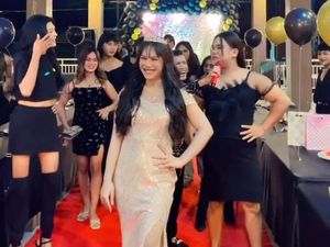 Heboh Pesta Waria di Padang Sidimpuan Heboh Pesta Waria di Padang Sidimpuan