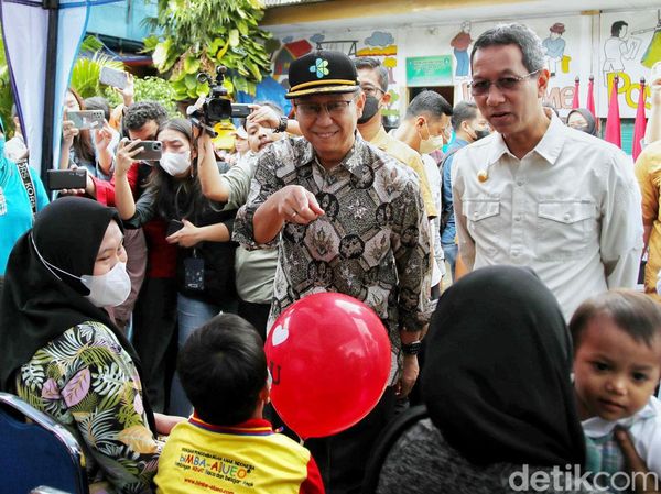 Cegah Stunting, Menkes Blusukan di Gang Sempit Jakarta