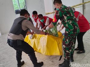 Geger Penemuan Mayat Wanita Tanpa Identitas Membusuk di Lampung Geger Penemuan Mayat Wanita Tanpa Identitas Membusuk di Lampung