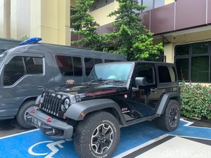 KPK Nggak Percaya Warga di Gang Punya Rubicon yang Dipakai Mario Dandy KPK Nggak Percaya Warga di Gang Punya Rubicon yang Dipakai Mario Dandy