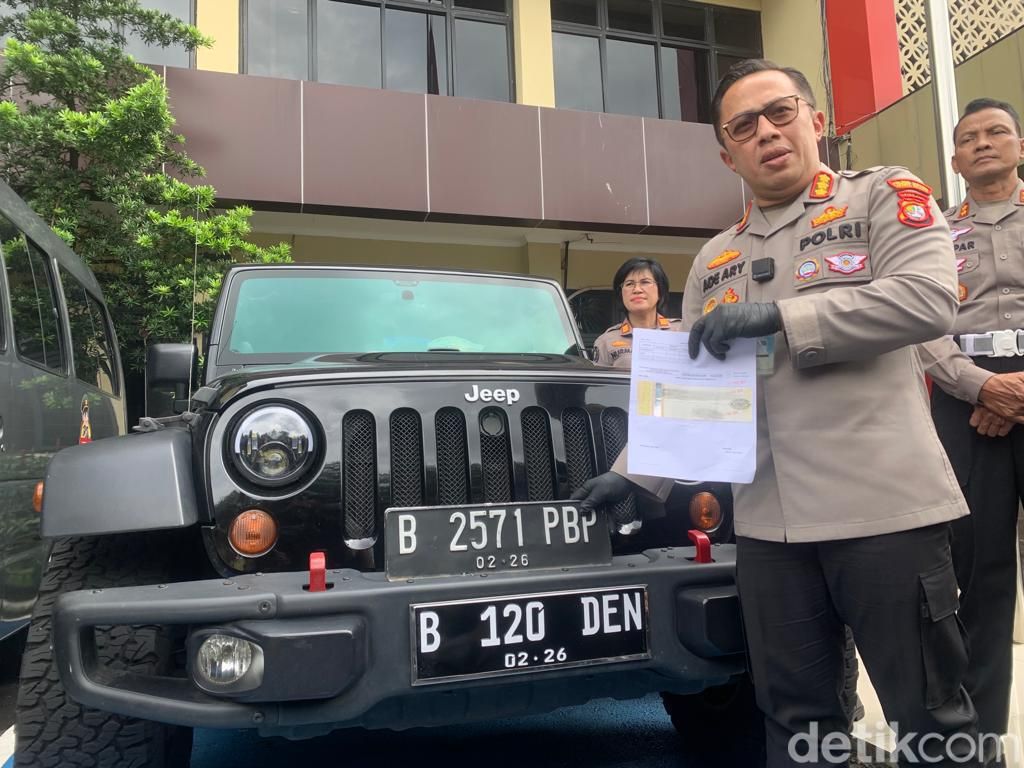 Mau Punya Mobil Rubicon Seperti Anak Pejabat Pajak? Siapin Duit Segini Mau Punya Mobil Rubicon Seperti Anak Pejabat Pajak? Siapin Duit Segini