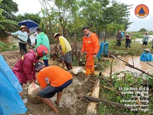 Sungai Jratunseluna Meluap, 837 Warga Sowan Kidul Jepara Kebanjiran Sungai Jratunseluna Meluap, 837 Warga Sowan Kidul Jepara Kebanjiran