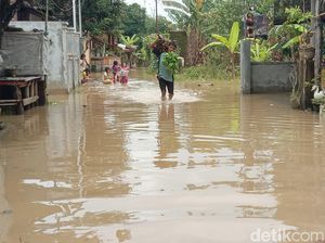 Tanggul Sungai Dawe Kudus Jebol, Ratusan Rumah Terendam