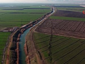 Penampakan Garis Patahan di Turki Usai Gempa dari Rekaman Drone