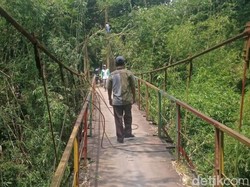 Info Lur! Jembatan Gantung di Lereng Merapi Kemalang Klaten Ditutup