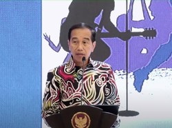Tabungan Masyarakat Ngendap di Bank Rp 690 T, Jokowi: Ini Tidak Boleh