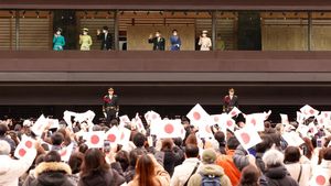 Kaisar Jepang Ultah, Warga Ramai Ucapkan Selamat