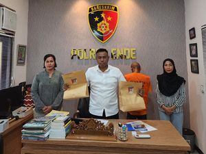 Siswi SMA di Ende Diperkosa Sepupu Dua Kali Siswi SMA di Ende Diperkosa Sepupu Dua Kali