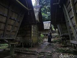 Melihat Lumbung Padi Warga Baduy Luar di Desa Kanekes
