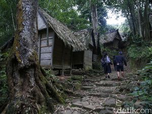 Respons Kades Kanekes Usai Baduy Dalam Jadi Blank Spot Internet Respons Kades Kanekes Usai Baduy Dalam Jadi Blank Spot Internet