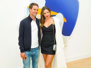 Juragan Teknologi Berduit Rp 38 Triliun yang Istrinya Supermodel Dunia Juragan Teknologi Berduit Rp 38 Triliun yang Istrinya Supermodel Dunia