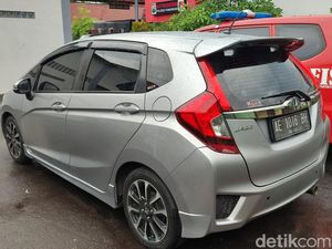 6 Fakta Pengemudi Honda Jazz Viral Pamer Kelamin gegara Ketagihan Bokep 6 Fakta Pengemudi Honda Jazz Viral Pamer Kelamin gegara Ketagihan Bokep