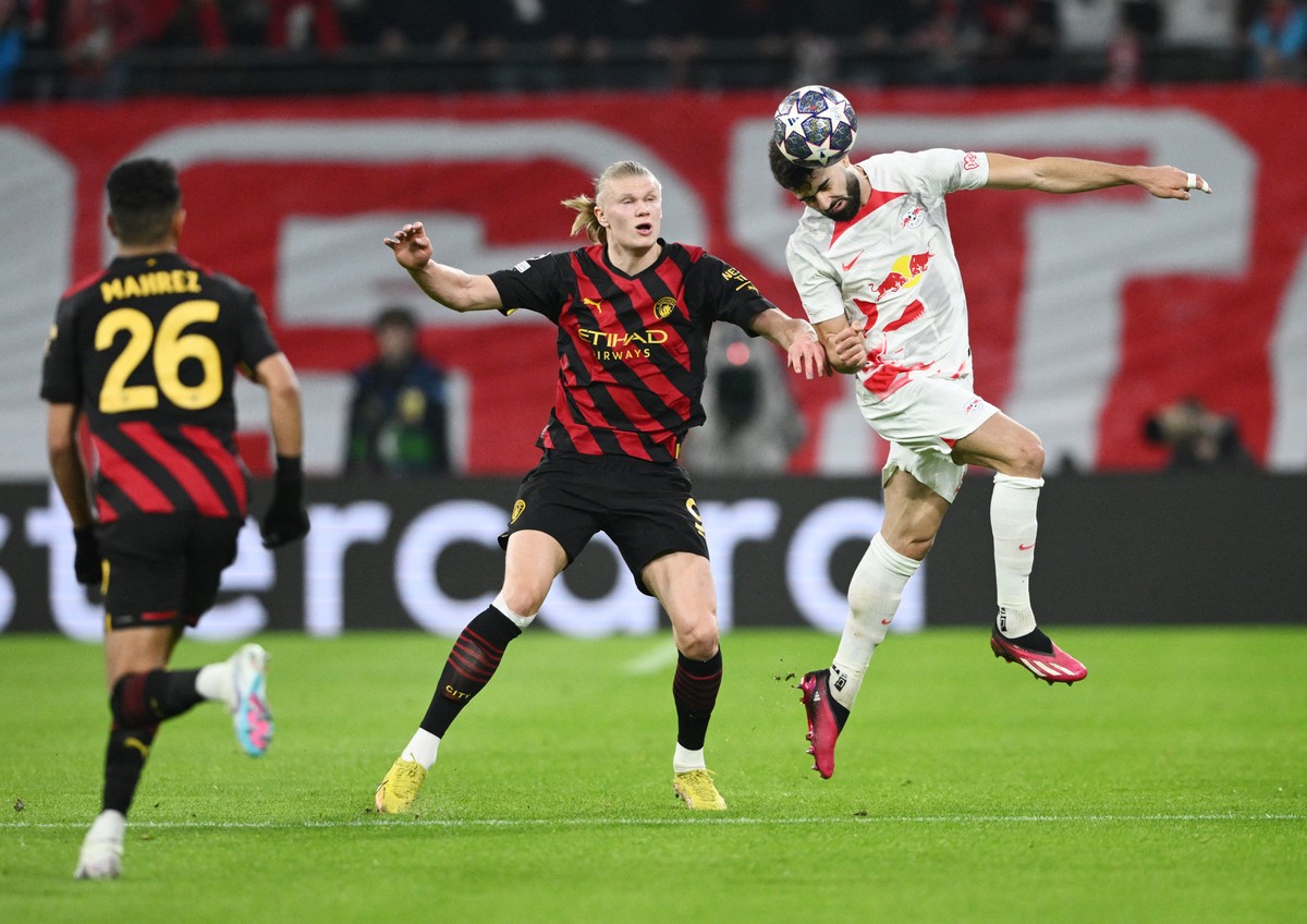 Manchester City ditahan tuan rumah RB Leipzig 1-1 di leg I babak 16 besar Liga Champions. (Foto: REUTERS/ANNEGRET HILSE)