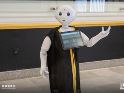 Unik, Pabrik Kiswah Kabah Dijaga Bocah Robot