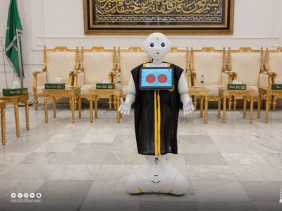 Robot Berjubah Khas Arab Ada di Pabrik Kiswah Kabah