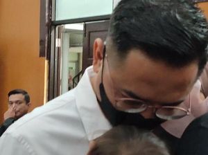 Ibu dan Istri AKP Irfan Menangis Jelang Vonis Perusakan CCTV Kasus Sambo