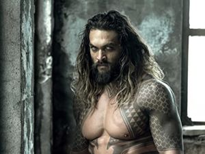 Jason Momoa dari Aquaman ke Lobo Jason Momoa dari Aquaman ke Lobo