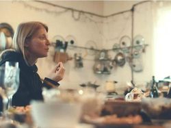 Perang Ukraina Telah Memecah Keluarga-keluarga Rusia