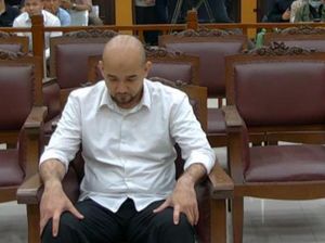 Copy DVR CCTV Kasus Sambo, Baiquni Wibowo Divonis 1 Tahun Penjara! Copy DVR CCTV Kasus Sambo, Baiquni Wibowo Divonis 1 Tahun Penjara!