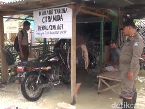 Bengkel Gratis di Lamongan untuk Kendaraan Mogok Akibat Banjir Bengkel Gratis di Lamongan untuk Kendaraan Mogok Akibat Banjir