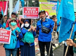 Respons Buruh soal Perusahaan Padat Karya Angkat Kaki dari Sukabumi