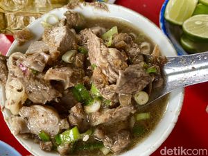 Ada Coto Makassar Legendaris Dekat Stasiun Pasar Senen, Hanya 6 Menit Jalan Kaki Ada Coto Makassar Legendaris Dekat Stasiun Pasar Senen, Hanya 6 Menit Jalan Kaki
