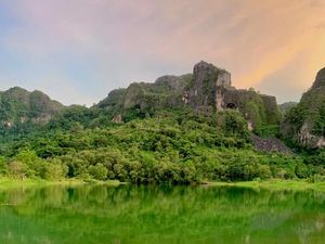 Danau Hijau Balocci Pangkep, Wisata Alam yang Cocok Jadi Tempat Healing Danau Hijau Balocci Pangkep, Wisata Alam yang Cocok Jadi Tempat Healing