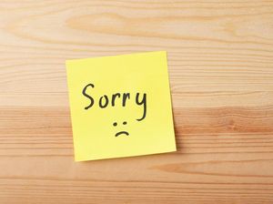 Kenapa Orang Terlalu Sering Minta Maaf, Sorry Syndrome atau Rendah Hati? Kenapa Orang Terlalu Sering Minta Maaf, Sorry Syndrome atau Rendah Hati?