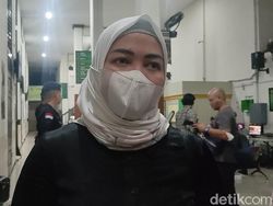Istri Harap Chuck Putranto Bisa Kembali ke Polri Usai Divonis 1 Tahun Bui Istri Harap Chuck Putranto Bisa Kembali ke Polri Usai Divonis 1 Tahun Bui