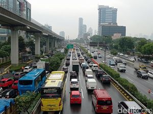 Titik Kemacetan di Tol Pagi Ini: Dalam Kota dan Bekasi Arah Jakarta