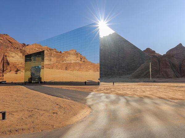 Kemegahan Maraya, Gedung Konser dari Cermin Terbesar di Dunia Milik Arab Saudi