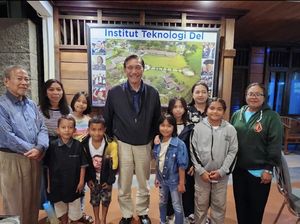 Luhut Fasilitasi Nono dkk Berlatih ke Olimpiade Matematika Asia di Kampusnya Luhut Fasilitasi Nono dkk Berlatih ke Olimpiade Matematika Asia di Kampusnya