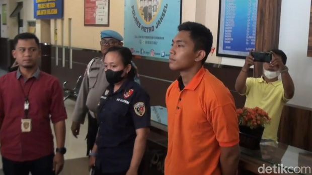 Mario Dandy Satrio jadi tersangka kasus penganiayaan David di Jaksel.