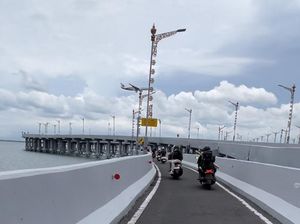 Begini Rasanya Lewat Tol Naik Motor, Bayar Cuma Segini Begini Rasanya Lewat Tol Naik Motor, Bayar Cuma Segini