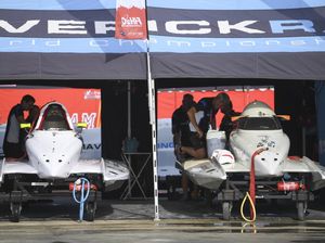 Thani Al Qemzi dari Abu Dhabi Team Tercepat Saat Latihan Bebas F1H2O Thani Al Qemzi dari Abu Dhabi Team Tercepat Saat Latihan Bebas F1H2O